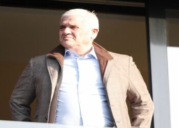 ΑΕΚ: Σώθηκε από θαύμα ο Δημήτρης Μελισσανίδης, πήρε φωτιά το ιδιωτικό του αεροπλάνο και έκανε αναγκαστική προσγείωση