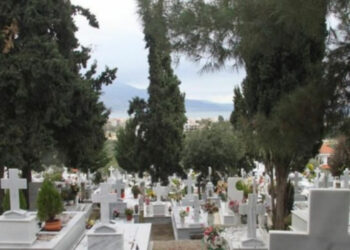 Μεσσηνία: 45χρονος έκλεψε 150 κιλά λάδι από…νεκροταφείο