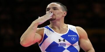 Πετρούνιας: Χρυσός ο “βασιλιάς των κρίκων” στο Παγκόσμιο Κύπελλο γυμναστικής του Κότμπους