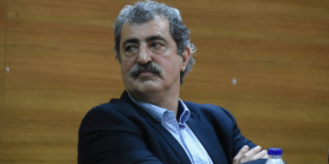 Πολάκης: Ημέρα αποφάσεων για το κομματικό του μέλλον - Τα σενάρια και η στάση του Τσίπρα