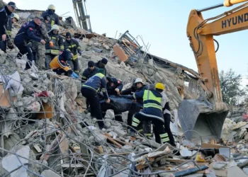 Τουρκία: Η ΕΜΑΚ έκανε ξανά το θαύμα της -Απεγκλώβισε ζωντανή 20χρονη