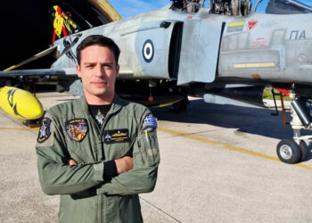 Σήμερα το τελευταίο αντίο στον συγκυβερνήτη του μοιραίου Phantom -Μητσοτάκης και Σακελλαροπούλου στην κηδεία