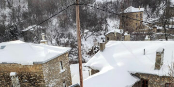 Στα λευκά και το Νυμφαίο φλώρινας