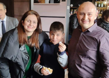 Σταγόνα Ελπίδας: Έκοψαν την βασιλόπιτα σε ευχάριστο κλίμα και την υπόσχεση να είναι εκεί για όσους έχουν ανάγκη από αίμα – αιμοπετάλια