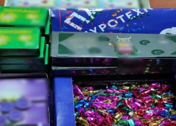 Σύλληψη 31χρονης στα Γρεβενά που είχε στη κατοχή της δυναμιτάκια και βεγγαλικά