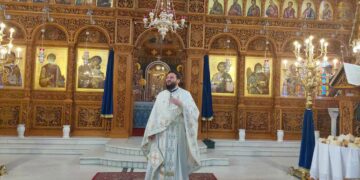 Να κοινωνούν περισσότερες φορές το χρόνο προέτρεψε τους πιστούς στο σημερινό κήρυγμά του , στον Ιερό Ναό Αγίου Στεφάνου ο Αρχιμανδρίτης Τιμόθεος Τσισμαλίδης (της Κούλας Πουλασιχίδου)