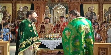 Κυριακή της Σταυροπροσκυνήσεως στον Ιερό Ναό Αγίου Στεφάνου Πτολεμαΐδας! (της Κούλας Πουλασιχίδου)