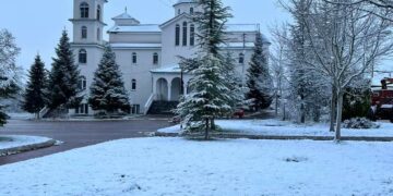 Στα λευκά ξύπνησε η περιοχή – Πανέμορφες εικόνες από την Ασβεστόπετρα