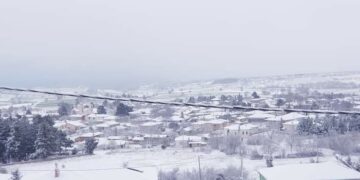 Ολόλευκες εικόνες από το Πρωτοχώρι Κοζάνης