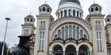 Πάτρα: Για να πας τουαλέτα στην εκκλησία του Αγίου Ανδρέα πρέπει να ρίξεις κέρμα 50 λεπτών