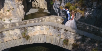 Δείτε το εντυπωσιακό βίντεο από τον γάμο του Κώστα και της Στέλλας από την Καστοριά