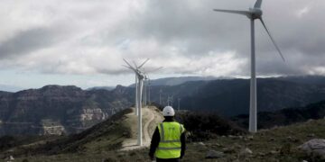 Ένα roadtrip αειφορίας, προσφοράς και αλληλεγγύης στην Ελλάδα- Το φωτοβολταϊκό πάρκο «Βαμβακιές» στην Κοζάνη