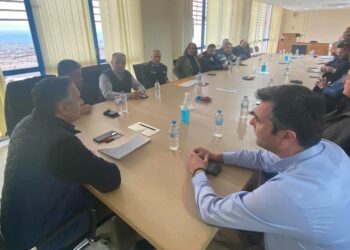 Ξεκίνησε η κρίσιμη σύσκεψη στην Περιφέρεια για τη Γέφυρα Σερβίων – Πληροφορίες ότι παραμένει ανοιχτή