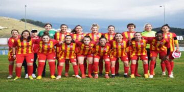 Ποδόσφαιρο Γυναικών: Η Μπόζιαρη στέλνει  τις Σειρήνες στην Α΄ Εθνική- Τρελό πανηγύρι στα Γρεβενά