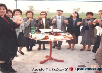 Φιλική παρέα γιορτάζει, με τον τρόπο της, την εργατική Πρωτομαγιά το 1988– Από τη στήλη του Γ. Καζαντζή στον ΠΑΛΜΟ (29/3)