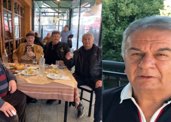 Μία τυχαία και ευχάριστη συνάντηση - Γράφει ο Μιχάλης Ραμπίδης