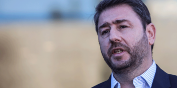 Οι τρεις όροι του Ανδρουλάκη για να μπει σε κυβέρνηση συνεργασίας