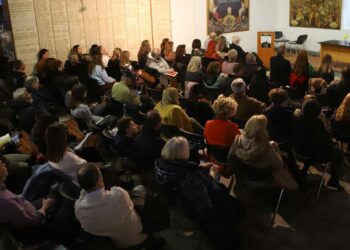 Με επιτυχία πραγματοποιήθηκε η εκδήλωση για την Παγκόσμια Ημέρα Ποίησης από την Παρέμβαση