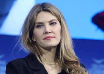 Qatargate: Στη φυλακή για ακόμα δύο μήνες η Εύα Καϊλή