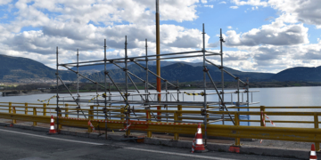 Σοβαρές ρωγμές στην Υψηλή Γέφυρα Σερβίων: Προχωρούν οι εργασίες αποκατάστασης – Φωτογραφίες