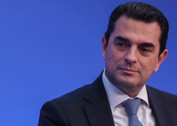 Σκρέκας: Μειωμένοι λογαριασμοί ρεύματος και τον Απρίλιο, αύριο οι ανακοινώσεις – Αναφορά του υπουργού και για το νερό