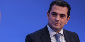 Σκρέκας: Μειωμένοι λογαριασμοί ρεύματος και τον Απρίλιο, αύριο οι ανακοινώσεις – Αναφορά του υπουργού και για το νερό