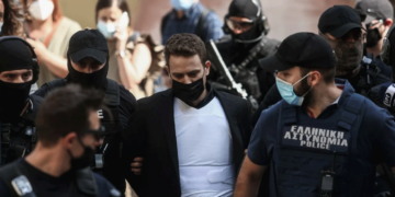 Στο Εφετείο σήμερα ο Μπάμπης Αναγνωστόπουλος - Πώς θα προσπαθήσει να «σπάσει» τα ισόβια