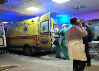 Τέμπη – Σύγκρουση τρένων: Και από το νομό Κοζάνης έφυγαν ασθενοφόρα για να συνδράμουν στη μεταφορά τραυματιών