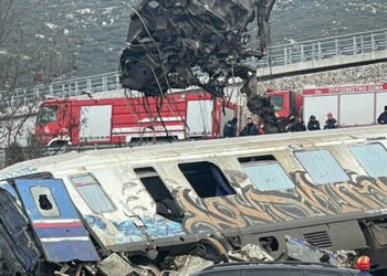 Τέμπη: Ξημέρωσε μια πολύ δύσκολη μέρα – Σήμερα η ταυτοποίηση των δειγμάτων