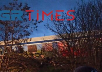 Τραγωδία με σύγκρουση τρένων στα Τέμπη- Το ξημέρωμα ανέδειξε το μέγεθος της