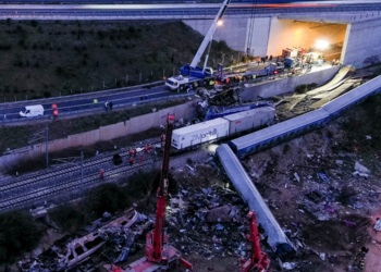 Τραγωδία στα Τέμπη: Ανοίγει ο «ασκός του Αιόλου», έρευνα σε βάθος 15ετίας για συμβάσεις και σιδηροδρομικά δυστυχήματα