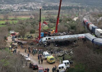 Το μήνυμα Κοζανίτη πατέρα για την κόρη του που επέβαινε στην αμαξοστοιχία: “Το παιδί μου ήταν τυχερό και ευχαριστώ την Παναγιά…”