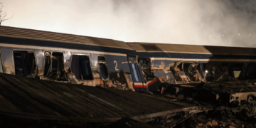 «Βασίλη, τι έγινε;» - «Πρέπει να έγινε τράκα» - Νέα συγκλονιστικά ηχητικά ντοκουμέντα για την τραγωδία στα Τέμπη