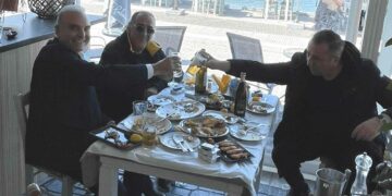 Βασίλης Καρράς: Υποψήφιος δημοτικός σύμβουλος Θερμαϊκού ο γνωστός τραγουδιστής