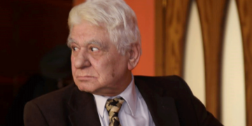 Βράβευση του Καρακούλα Νικολάου με καταγωγή από την Αιανή στον 8ο Παγκόσμιο Διαγωνισμό Ποίησης "Κ.Π. Καβάφης"