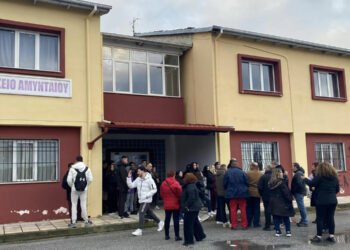 Υπό κατάληψη το ΓΕΛ Αμυνταίου – Τελευταία στιγμή το πρακτορείο τους ακύρωσε την 5ημερη εκδρομή