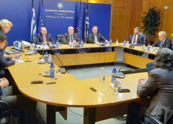 Η σύσκεψη στο Υπουργείο Μεταφορών για τη Γέφυρα Σερβίων