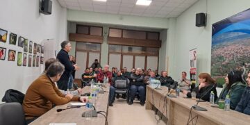 Τα αιτήματα ΕΒΕ και Εμπορικών Συλλόγων για τη στήριξη των επαγγελματικών φορέων- Τι ειπώθηκε στην έκτακτη σύσκεψη στο Βελβεντό