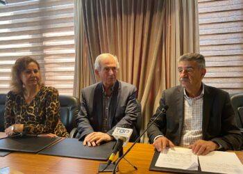 Η ΠΕΔ παρέδωσε τους τουριστικούς οδηγούς στους Δήμους της Δυτικής Μακεδονίας