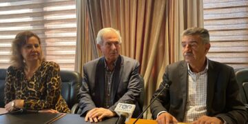 Η ΠΕΔ παρέδωσε τους τουριστικούς οδηγούς στους Δήμους της Δυτικής Μακεδονίας