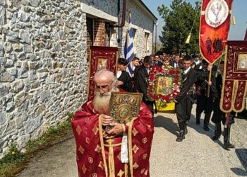 Μεσόβουνο: Με τη συμμετοχή του Ιππικού Συλλόγου η περιφορά της Ιεράς Εικόνας του Αγίου Γεωργίου ανήμερα της γιορτής του