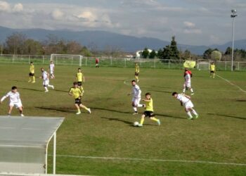 ΕΠΣ Κοζάνης: Εύκολη επικράτηση του ΠΑΟ Κοίλων επί της ΑΕ Κοζάνης (βίντεο)