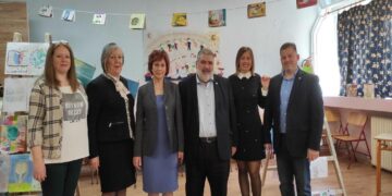 Μεταφέροντας το μήνυμα της αγάπης για το διάβασμα , ο Σύλλογος Γονέων και Κηδεμόνων του 3ου Δημοτικού Σχολείου Πτολεμαΐδας , τίμησε την “Παγκόσμια Ημέρα Παιδικού Βιβλίου “! (της Κούλας Πουλασιχίδου)