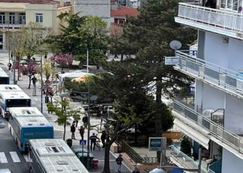 Απεργία των αστικών στην Κοζάνη- Πορεία στους δρόμους με τα λεωφορεία(video)