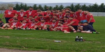 ΕΠΣ Φλώρινας: Η απονομή του κυπέλλου στους πρωταθλητές του Ερμή Αμυνταίου