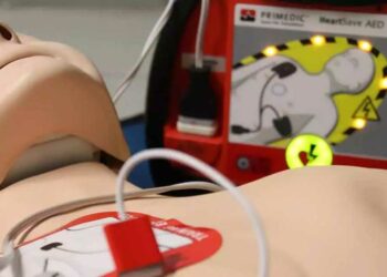 Φλώρινα: Τοποθετήθηκαν εννέα νέοι απινιδωτές σε διάφορα σημεία της πόλης