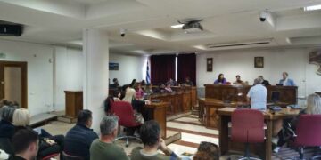 Μεταπτυχιακοί φοιτητές οικονομικών και δικαίου σε ενεργειακές αγορές, βρέθηκαν στο Δ. Εορδαίας – Η συνάντηση /συζήτηση με τον Δήμαρχο Π. Πλεκεντά