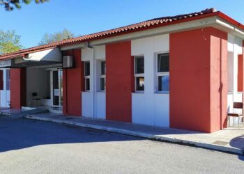 Άμεση στελέχωση του Κέντρου Υγείας Σερβίων και του Ιατρείου Βελβεντού ζητάει η ΕΙΝΔΥΜ
