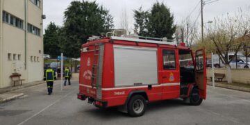 Κοζάνη: Άμεση επέμβαση της Πυροσβεστικής σε φωτιά στο 3ο ΓΕΛ Κοζάνης