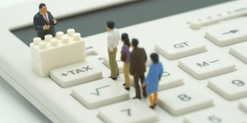 Ρυθμίσεις χρεών προς την εφορία: Οι παγίδες και τα 15 SOS - Η παγίδα που κόβει πολλούς από την νέα ρύθμιση